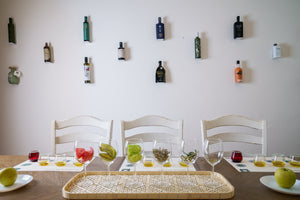 Expérience de dégustation d'huile d'olive à Athènes | Le Showroom Olivest !